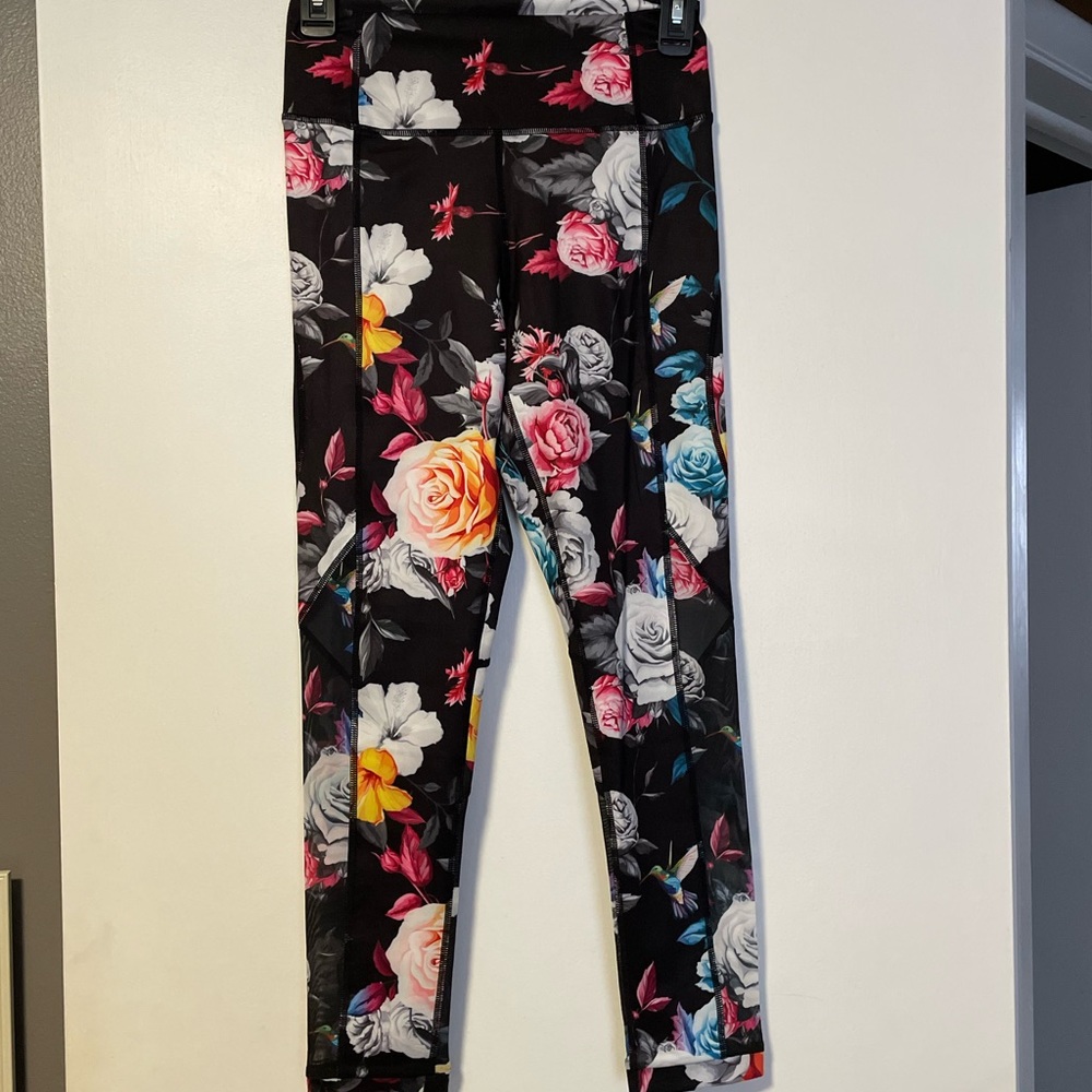 ZYIA Dark Floral Mesh Hi Rise 7/8 24” Legging